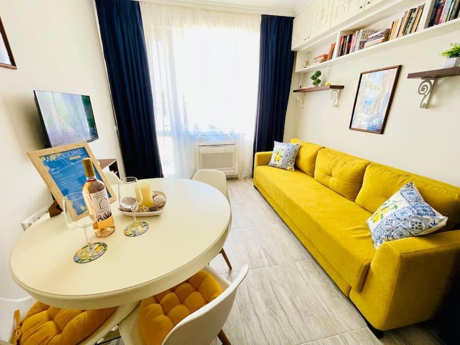 ヴァルナPositanoアパートメント エクステリア 写真